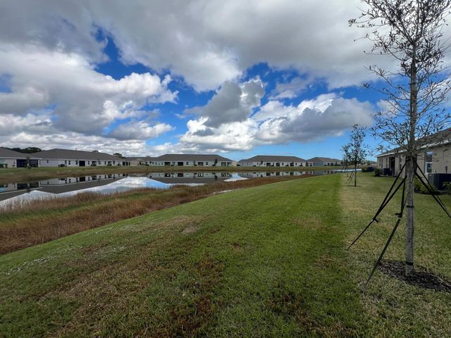 8638 Giovanni Avenue, Fort Pierce, FL 34951