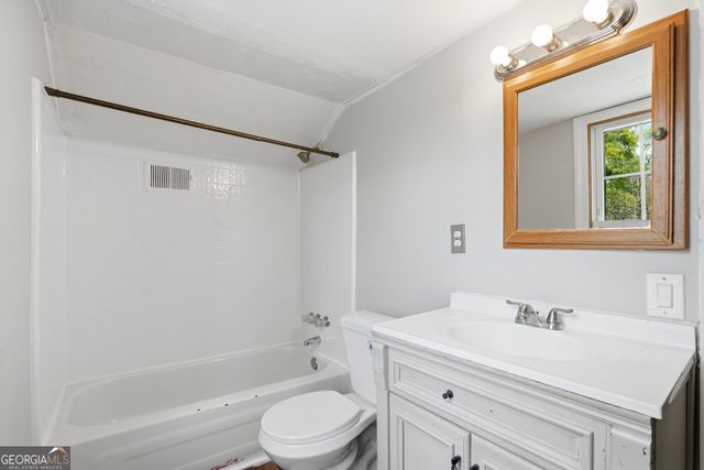 707 Francis Place NW, Atlanta, GA 30318