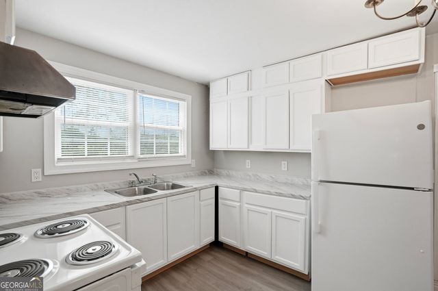 707 Francis Place NW, Atlanta, GA 30318