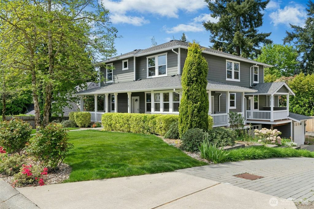 8118 NE 126th Street, Kirkland, WA 98034