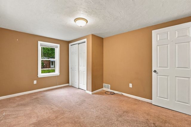 181 Dwelley St, Pembroke, MA 02359