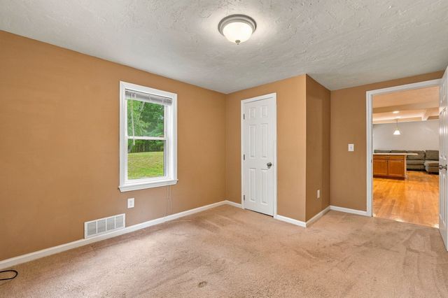 181 Dwelley St, Pembroke, MA 02359