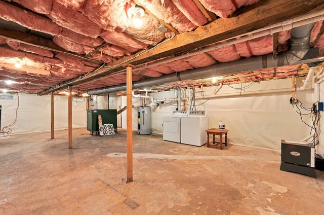 181 Dwelley St, Pembroke, MA 02359