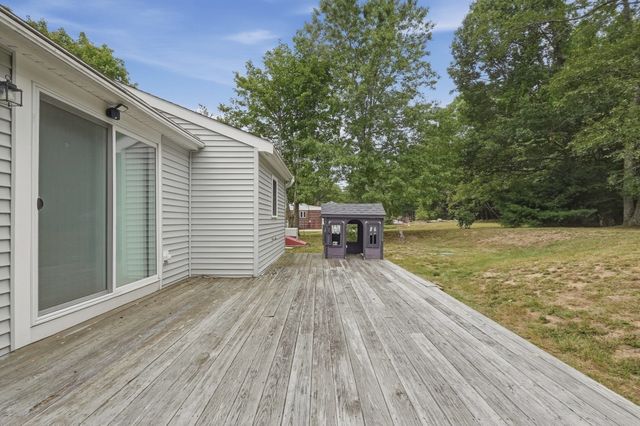 181 Dwelley St, Pembroke, MA 02359