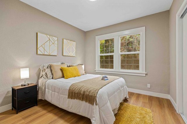 223 Achor Ct, Modesto, CA 95354