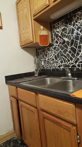 689 Webb Street, Detroit, MI 48202