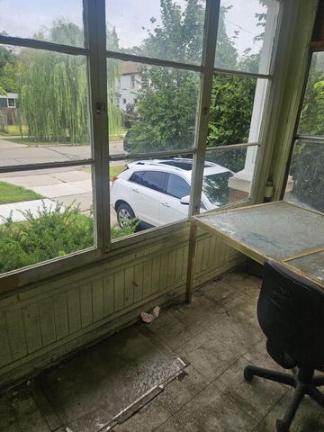 689 Webb Street, Detroit, MI 48202