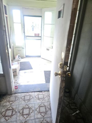 689 Webb Street, Detroit, MI 48202