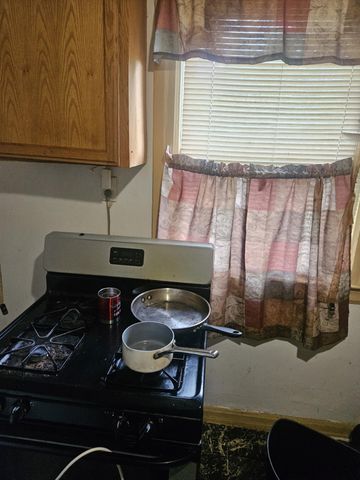 689 Webb Street, Detroit, MI 48202