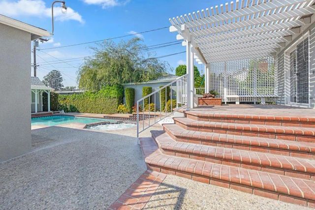 5913 Western Ave, Whittier, CA 90601