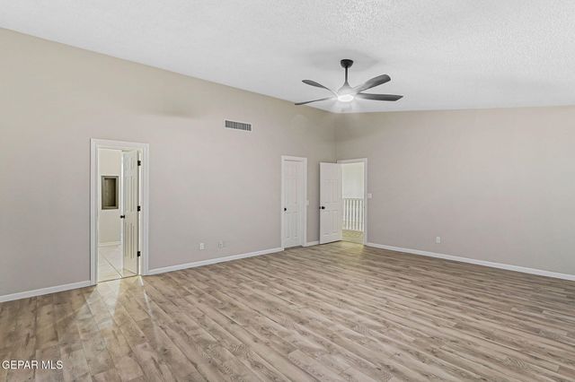 8921 GEMOTES Place, El Paso, TX 79907