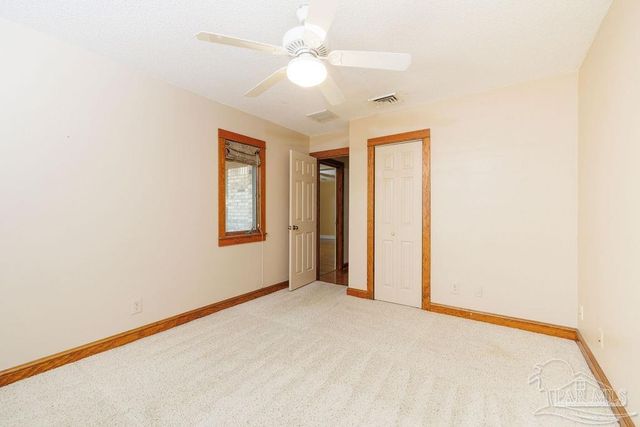 5425 Windham Rd, Milton, FL 32570