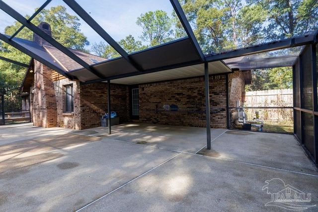 5425 Windham Rd, Milton, FL 32570