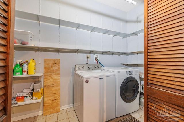 5425 Windham Rd, Milton, FL 32570