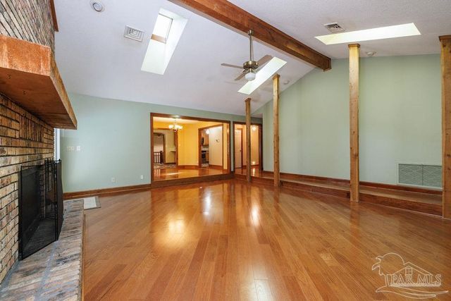 5425 Windham Rd, Milton, FL 32570