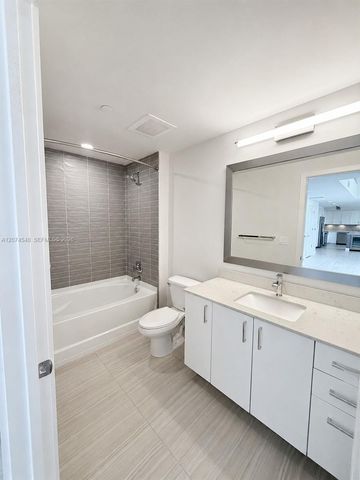 215 N New River Drive E 310, Fort Lauderdale, FL 33301
