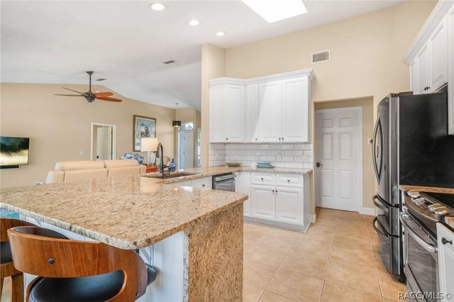 612 E Hartford Street, Hernando, FL 34442
