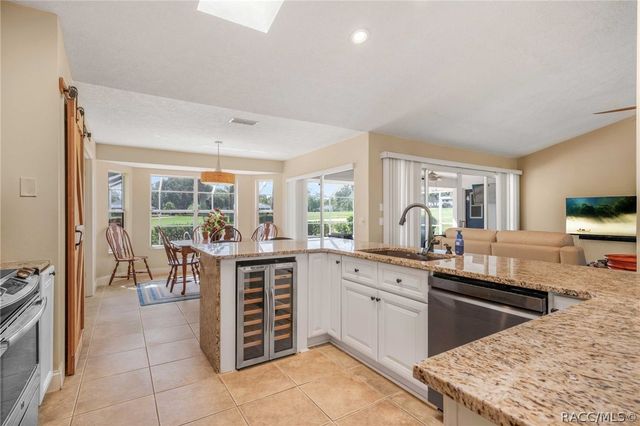 612 E Hartford Street, Hernando, FL 34442