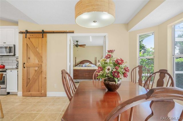 612 E Hartford Street, Hernando, FL 34442