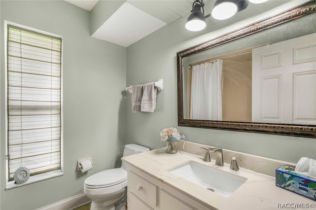 612 E Hartford Street, Hernando, FL 34442