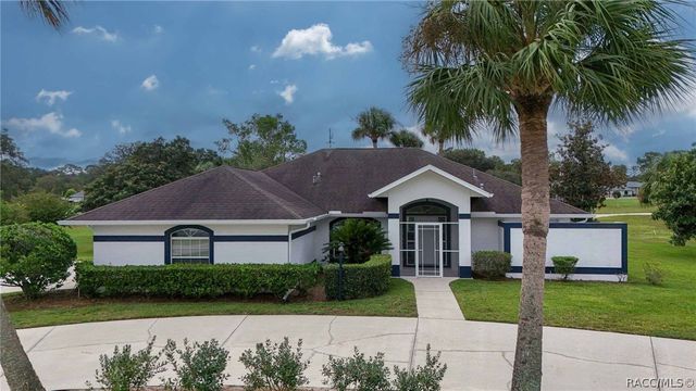 612 E Hartford Street, Hernando, FL 34442