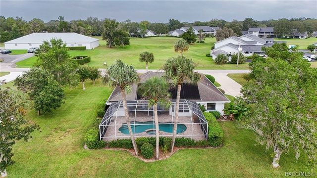 612 E Hartford Street, Hernando, FL 34442