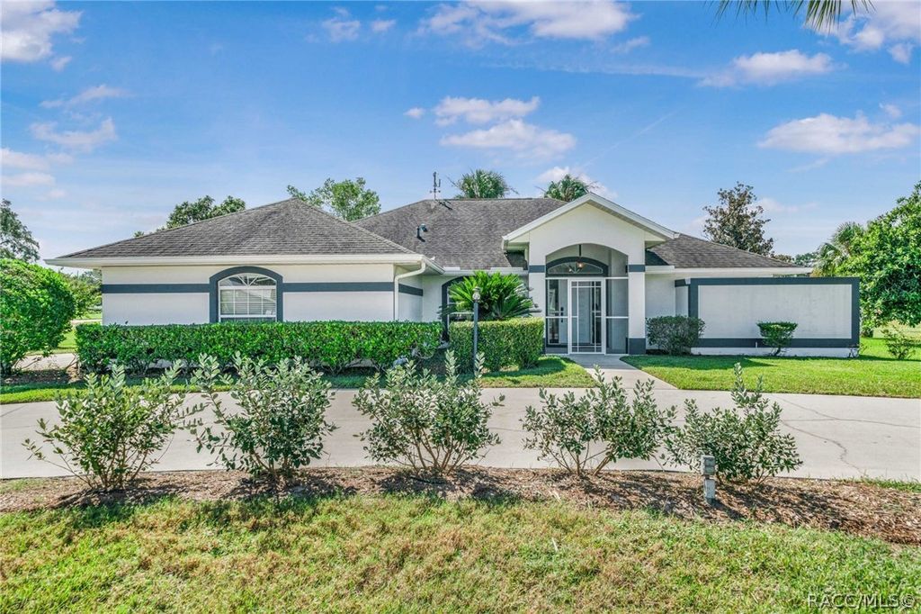 612 E Hartford Street, Hernando, FL 34442