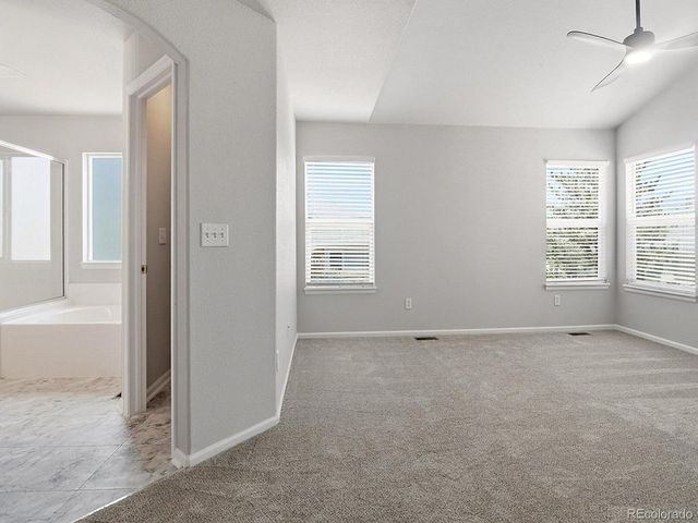 3261 E 102nd Ct, Thornton, CO 80229