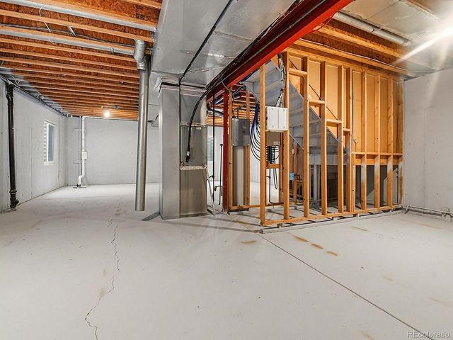 3261 E 102nd Ct, Thornton, CO 80229