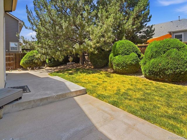 3261 E 102nd Ct, Thornton, CO 80229