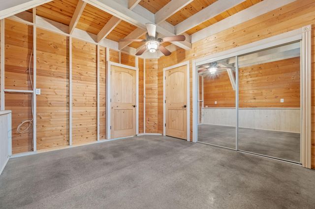 921 E 477th Road, Bolivar, MO 65613