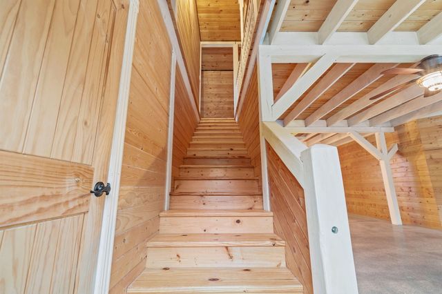 921 E 477th Road, Bolivar, MO 65613