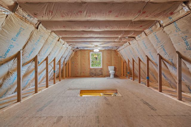 921 E 477th Road, Bolivar, MO 65613