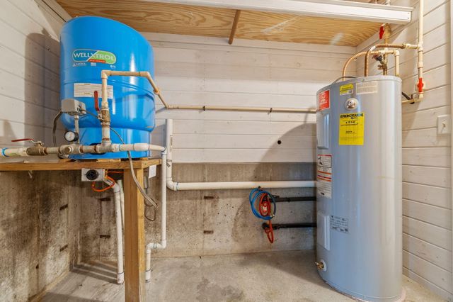 921 E 477th Road, Bolivar, MO 65613