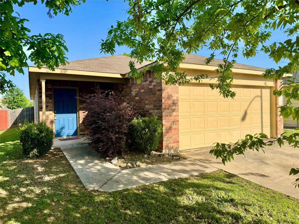 5816 Knoll Pines Pass DR, Austin, TX 78724