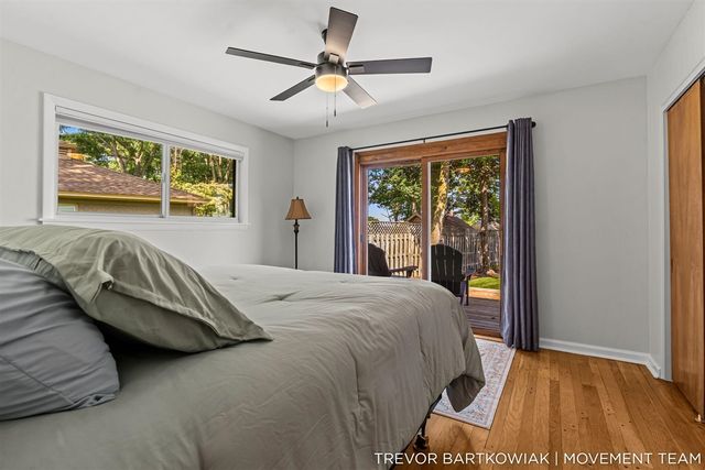 4166 Highgate Road, Norton Shores, MI 49441