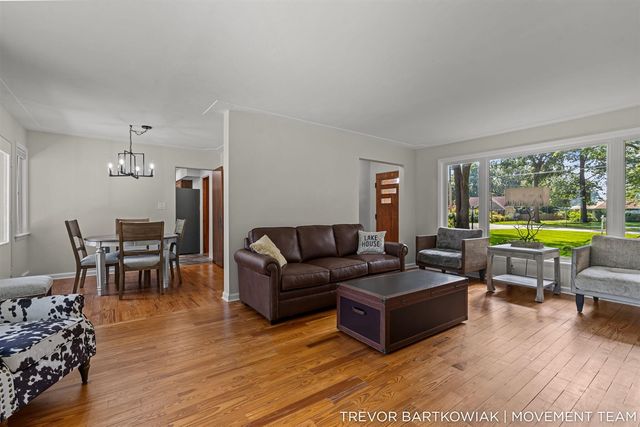 4166 Highgate Road, Norton Shores, MI 49441