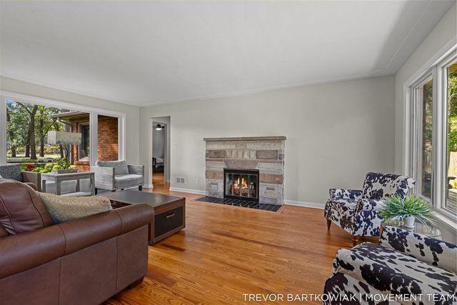 4166 Highgate Road, Norton Shores, MI 49441