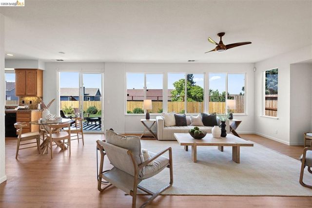 1285 Mokelumne Dr, Antioch, CA 94531