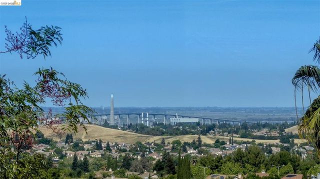 1285 Mokelumne Dr, Antioch, CA 94531