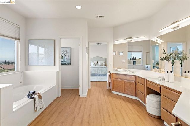 1285 Mokelumne Dr, Antioch, CA 94531