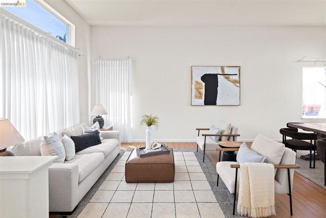 1285 Mokelumne Dr, Antioch, CA 94531