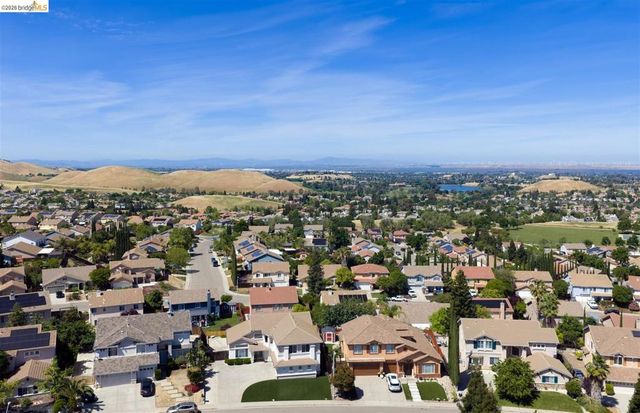 1285 Mokelumne Dr, Antioch, CA 94531