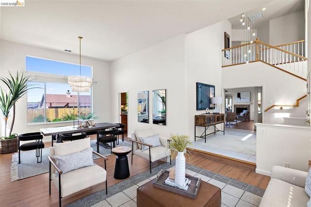 1285 Mokelumne Dr, Antioch, CA 94531