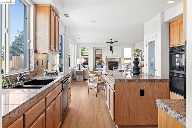 1285 Mokelumne Dr, Antioch, CA 94531