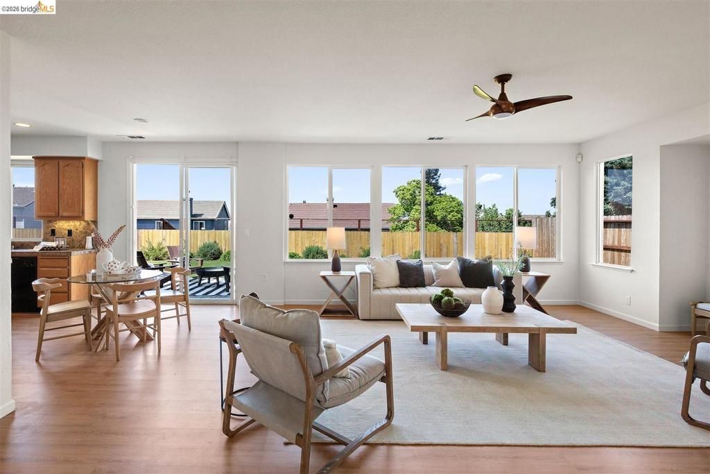 Image 11 of property listing at 1285 Mokelumne Dr, Antioch, CA 94531