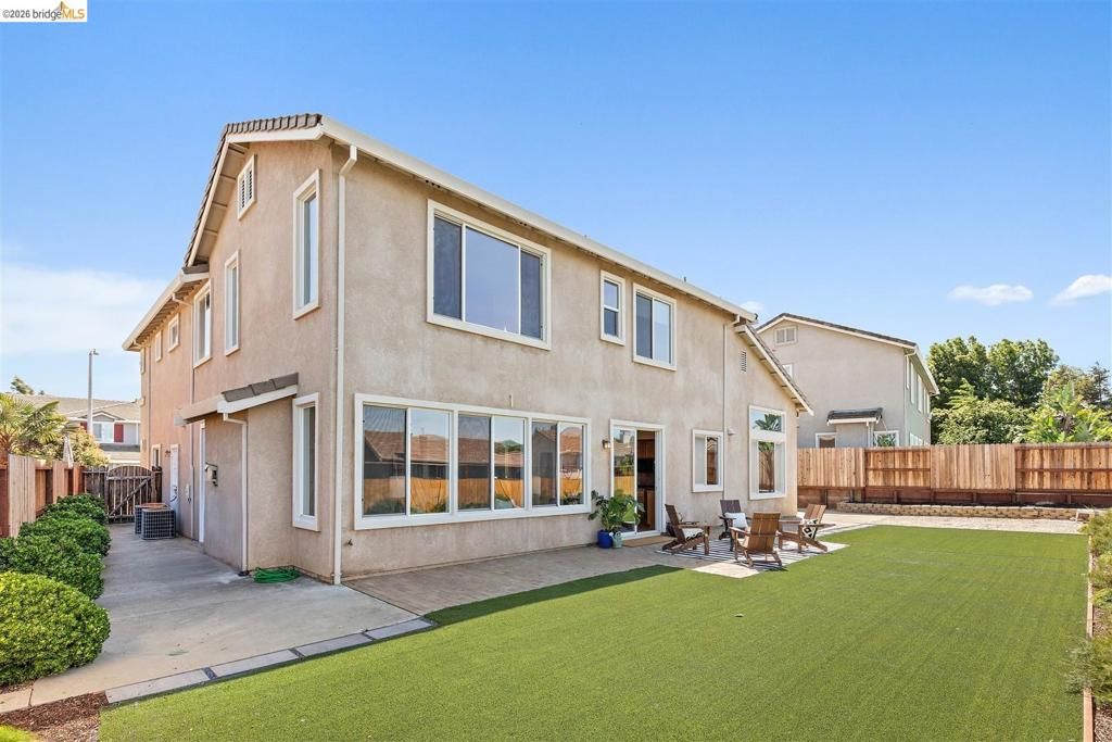 Image 29 of property listing at 1285 Mokelumne Dr, Antioch, CA 94531