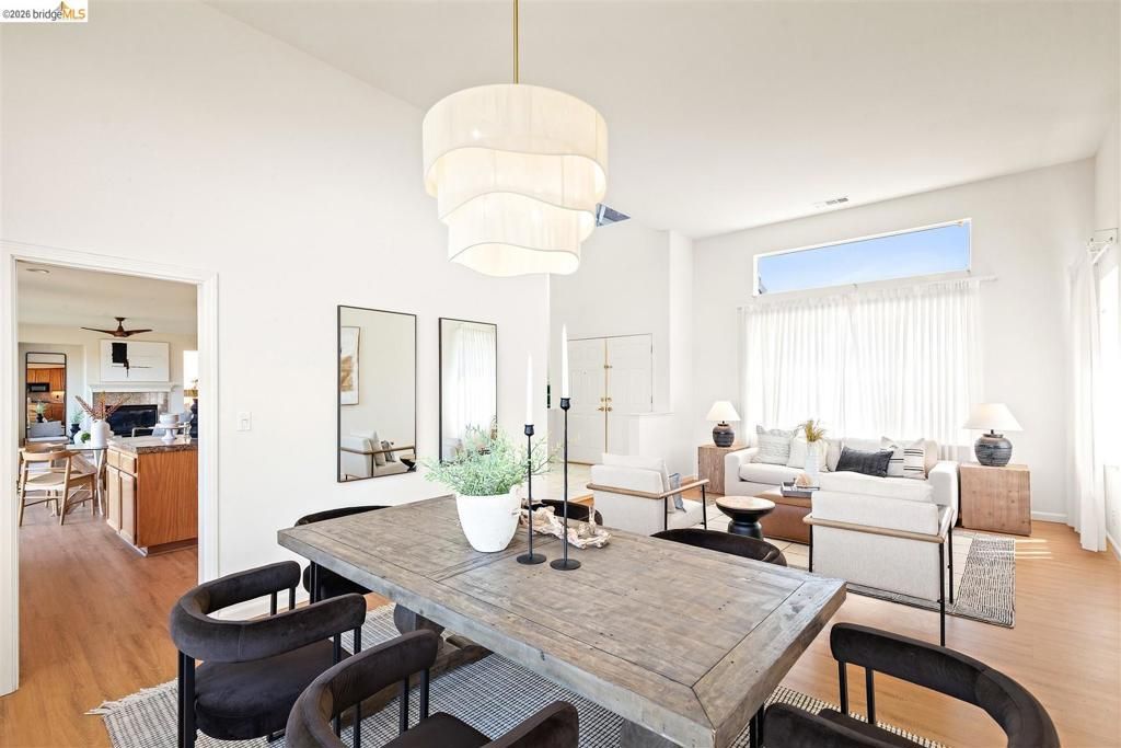 Image 6 of property listing at 1285 Mokelumne Dr, Antioch, CA 94531