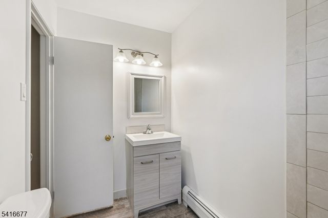 1150 Valley Rd 1B, Wayne Twp., NJ 07470