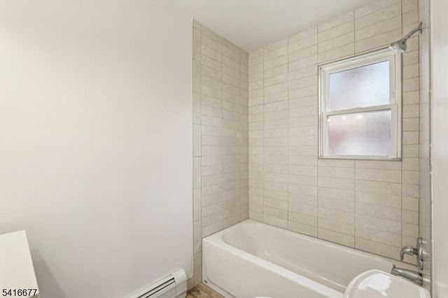 1150 Valley Rd 1B, Wayne Twp., NJ 07470